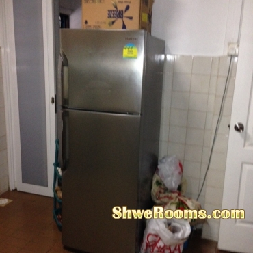 <___  Samsung two door fridge for sale ______>