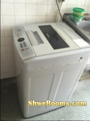 Samsung washing machine for moving out sale S$100