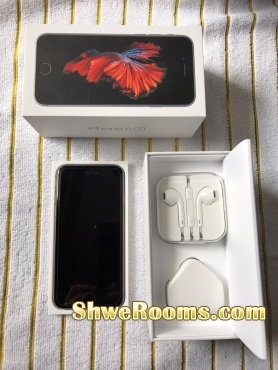 S$700.00,selling used iphone 6s silver 128gb