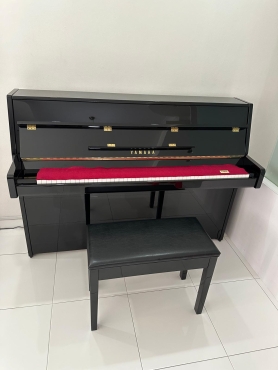 SELLING SECOND HAND PIANO