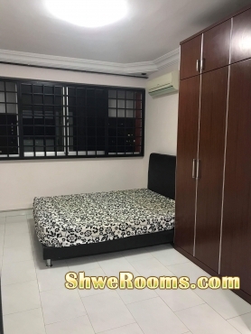 Big Common and single common room for rent