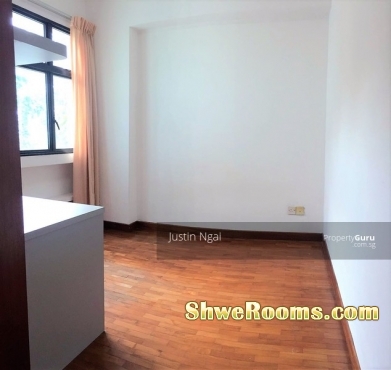 common room / master bed room at Pasir Ris ( Eastvale Condo )