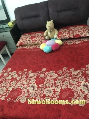 One common room/Master Bedroom  available @ Bedok Reservior