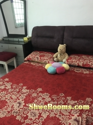 One common room/Master Bedroom  available @ Bedok Reservior