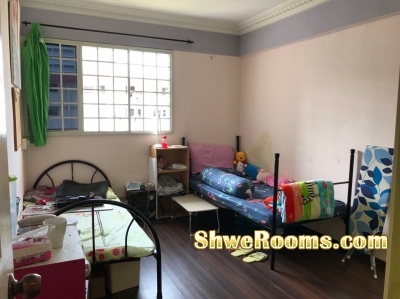 * * * Common Room with Aircon for A Lady