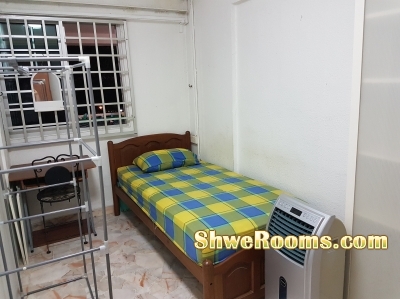 Single room @Bedok North