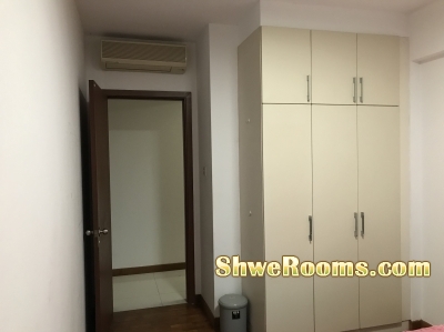 Available common room for rent @ Whitewater Condo Pasir R