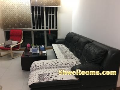 Available common room for rent @ Whitewater Condo Pasir R