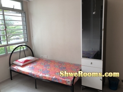 HDB common room for rent