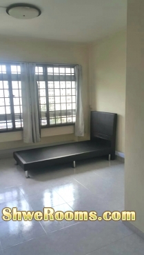 Spacious Single room for rent at Pasir ris