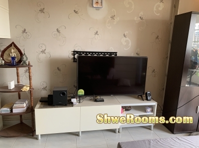 A HDB common room to rent at Pasir Ris