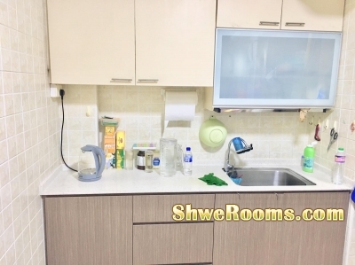 female roommate near Tampines or Tampines West MRT