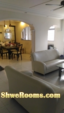 *YT* Yew Tee MRT , Choa Chu Kang  one common room for rent