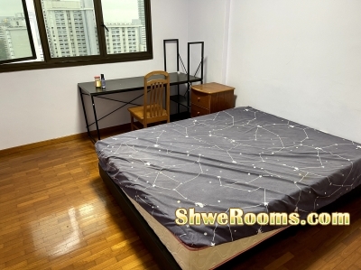 One roommate available at lavender mrt