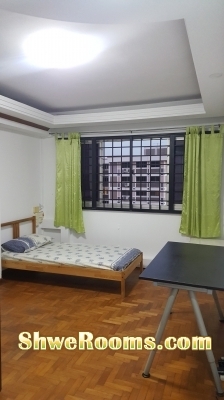 Spacious room for rent at Pasir ris Mrt