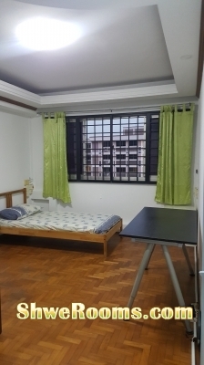 Spacious room for rent at Pasir ris Mrt