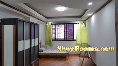 Spacious room for rent at Pasir ris Mrt