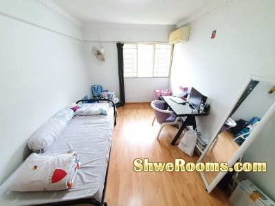 â˜€ï¸Nice Clean Big Common room For Rent (1person/room only)â˜€ï¸