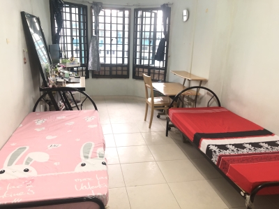 Lady Roommate in Master room near Lake Side MRT