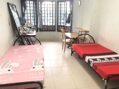 Lady Roommate in Master room near Lake Side MRT