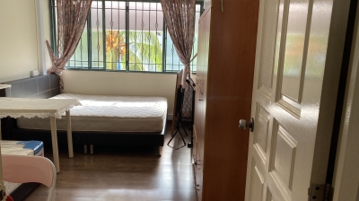 Near Pasir Ris MRT One big common room to rent