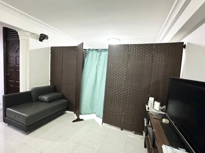 $425 One male to share common room @ Aljunied