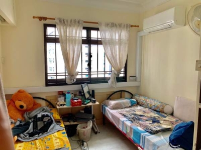 Common Room with AirCon - near Queenstown MRT- $725/person - Immediate Available