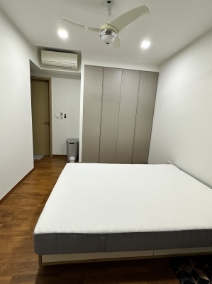 Spacious Condo Master Bedroom Near Sengkang/Punggol MRT