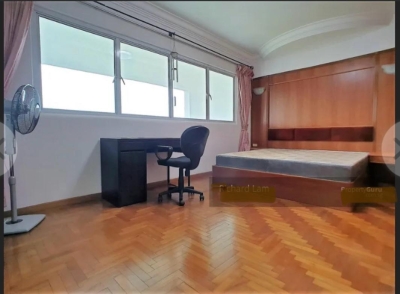 Executive Maisonette Master Bedroom  @ Chinese Garden MRT