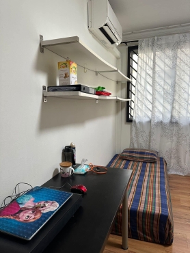 HDB room for rent