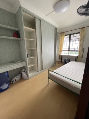 Single common room at Serangoon