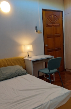 Common Room for rent (1 Min walk to MRT)