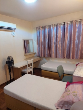 Common Room for rent (1 Min walk to MRT)