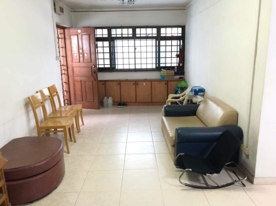 One Big Common Room & Master room to rent near Lake Side MRT