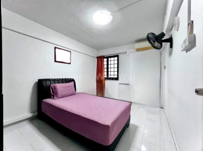 1Commond Room Rent near Bukit Batok MRT