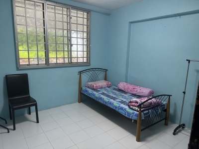  Aircon  common Room for rent at bukit gombak