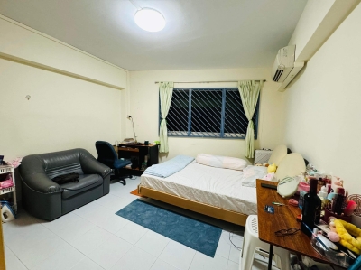 RENT FOR COMMON ROOM NEAR KEMBANGAN MRT