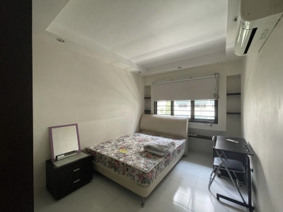 Single Room available for 1 Female@Sembawang