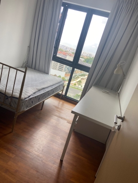 $600 Condo room for rent in near Sembawang MRT