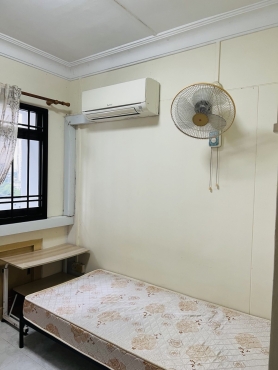 Cozy Common Room w AirCon - $650 - near Queenstown MRT