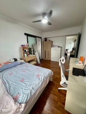 Sengkang အနီး Master Room to rent (female, male, couple) available from 1st January