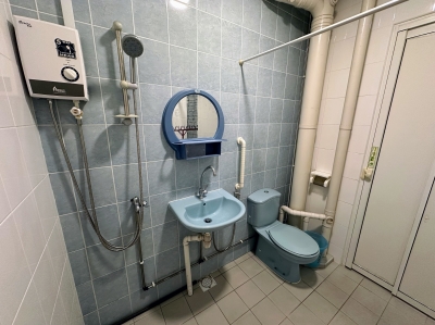 Short/Long term MasterRoom Available near Tampines East MRT ($60)(LONG DAY CAN DISCUSS PRICE)