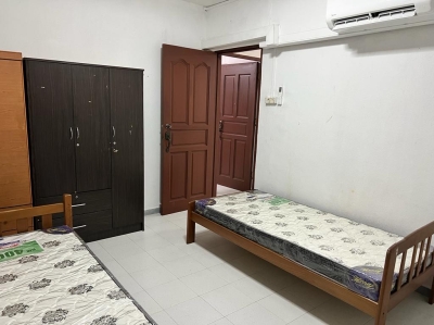 Blk 518 Jurong West St52