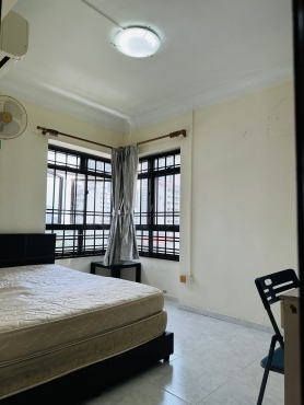 Cozy Common Room w AirCon - $1150 - near Queenstown MRT