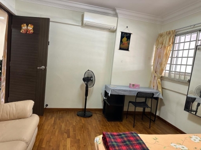 Common room to stay one person only