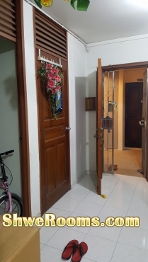 3 bed room hdb @335000 nego 