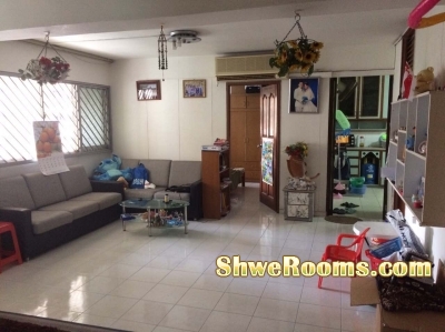 3 bed room hdb @335000 nego